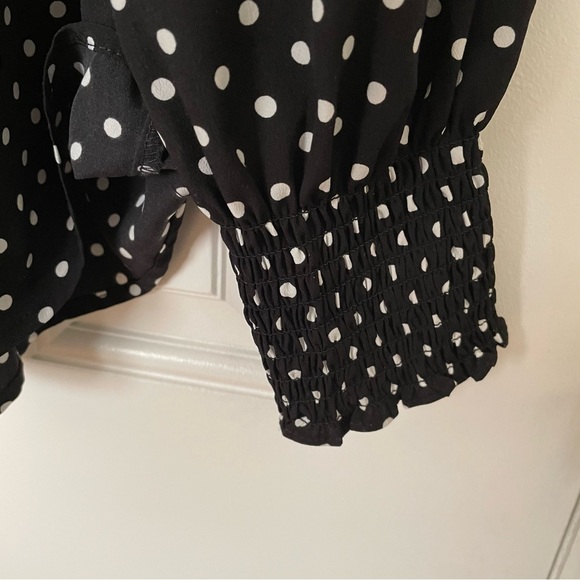 1 State Women’s Long Sleeve V-neck Blouse - Picture 3 of 4